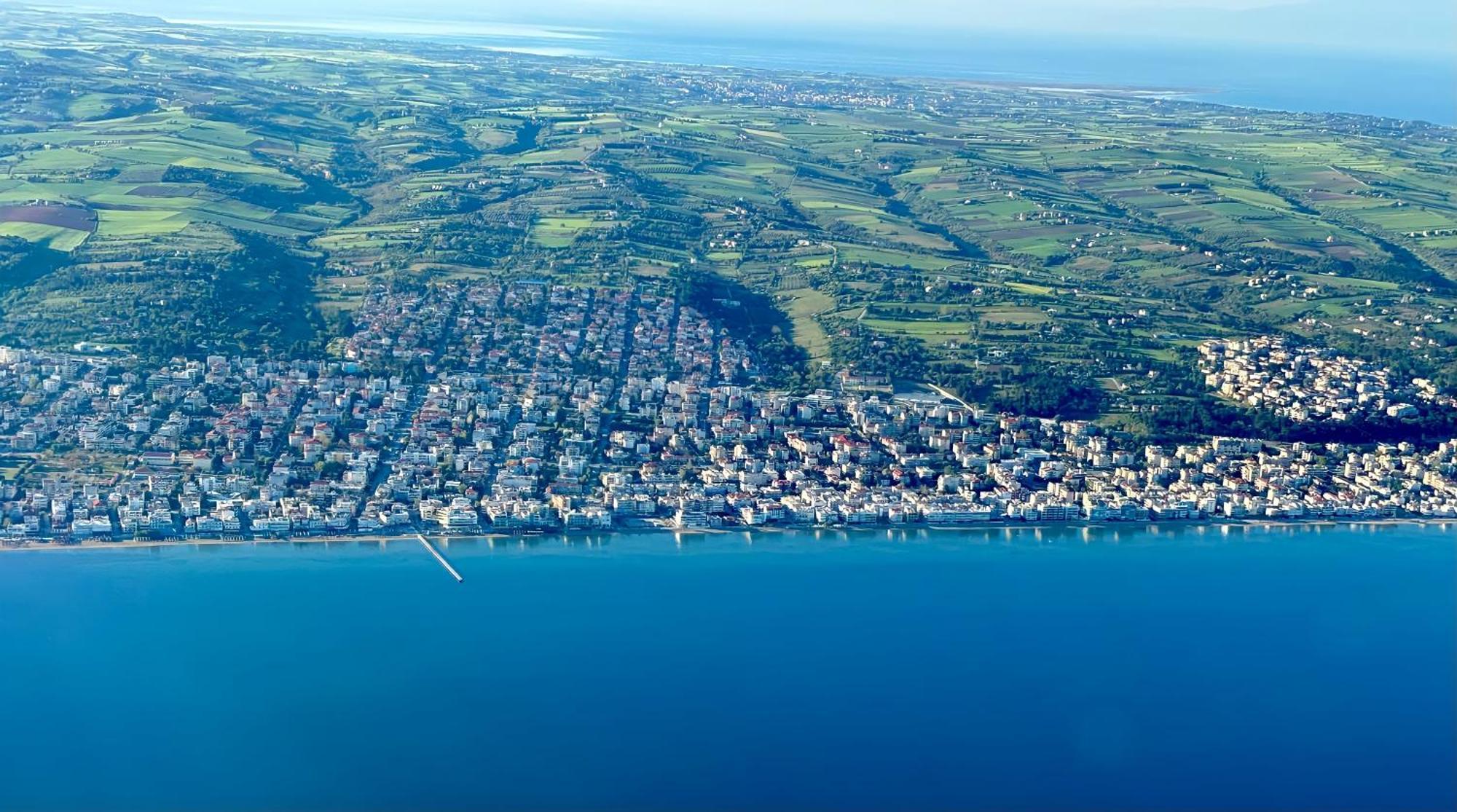 Nouri Schoene Wohnung In Direkter Strandnaehe, Schnelles Internet, Freies Parken, Nahe Flughafen Переа Экстерьер фото